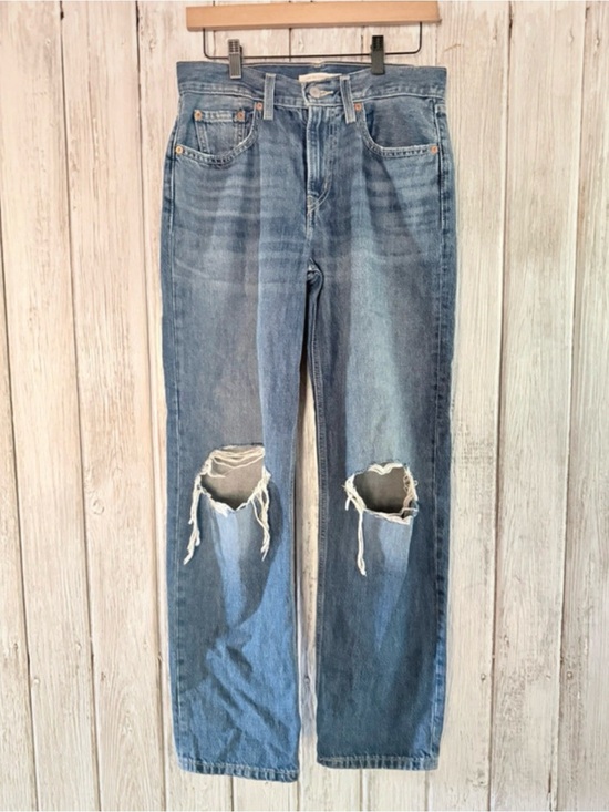 Levis Strauss Denim - Straight Leg Women's Jeans with Knee Rips - Blue